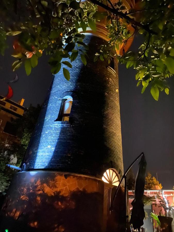 Water Tower Budapest 1097 Boedapest Buitenkant foto